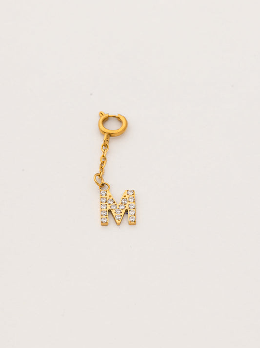 Pendentif Lettre M